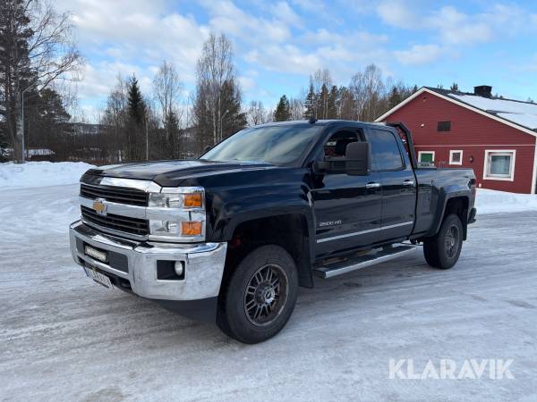 Pickup Chevrolet Silverado 2500 HD Dubbelhytt 6.6 V8 4WD Automatisk