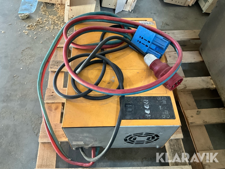 Batteriladdare Atlet