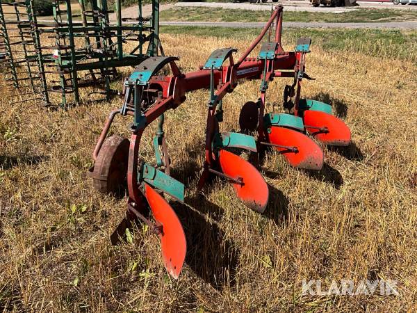 Plog Kverneland 4-skär