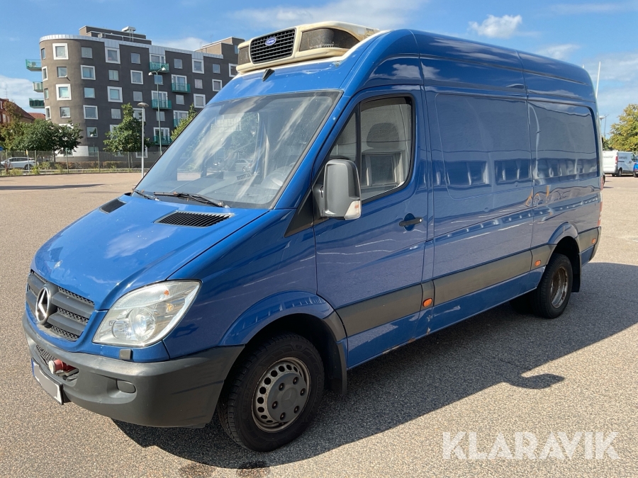 Skåpbil Mercedes-Benz Sprinter 516 CDI med kylaggregat