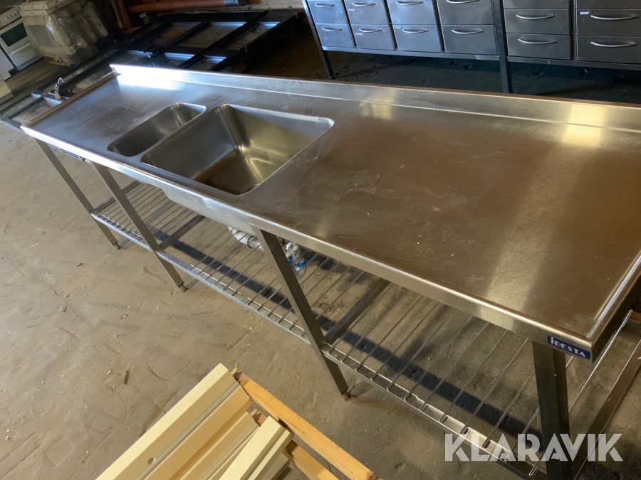 Diskbänk för storkök Idesta