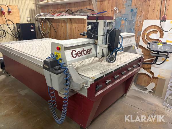 CNC-fräs Gerber Sabre 408