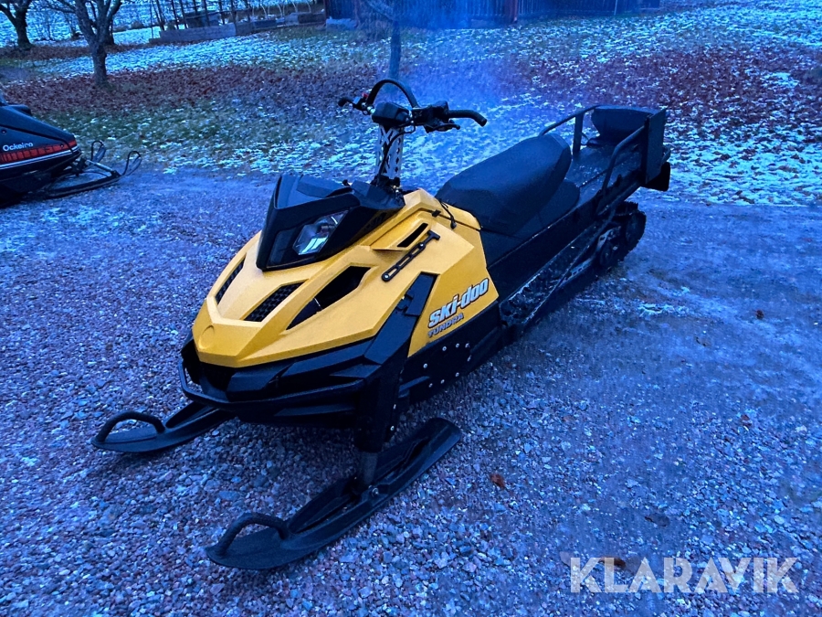 Snöskoter Ski-Doo Tundra