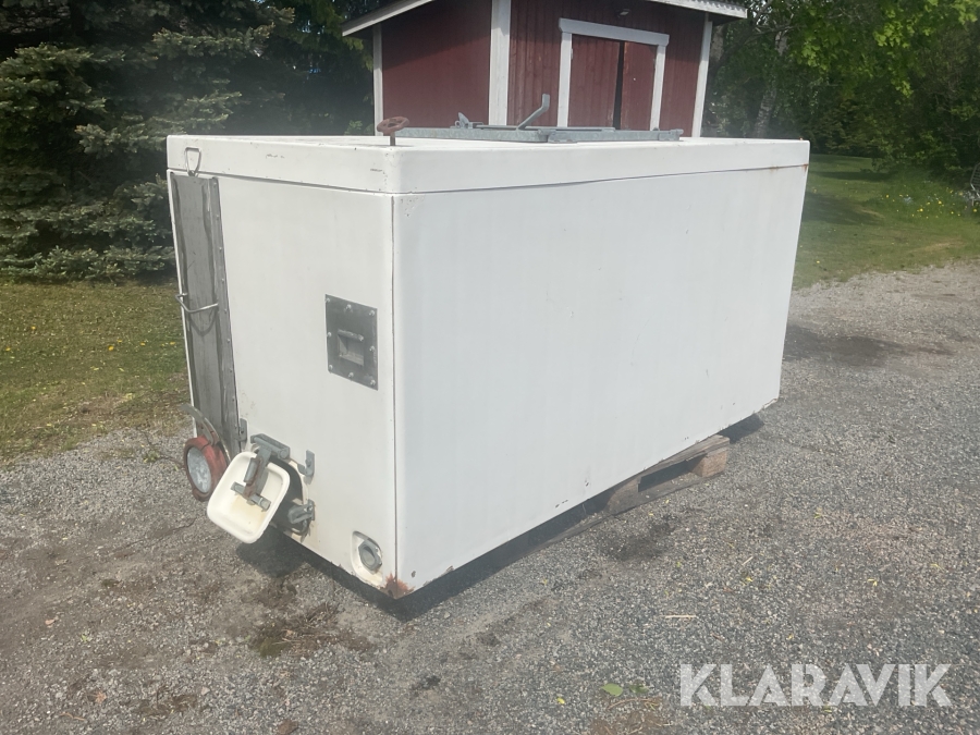 Transporttank för fisk 2500l