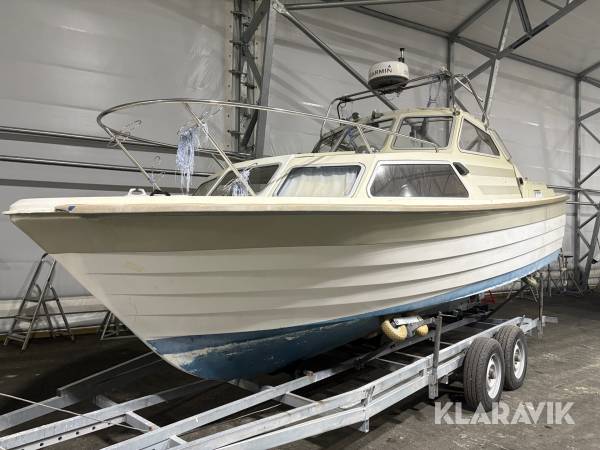 Motorbåt Saga 7000