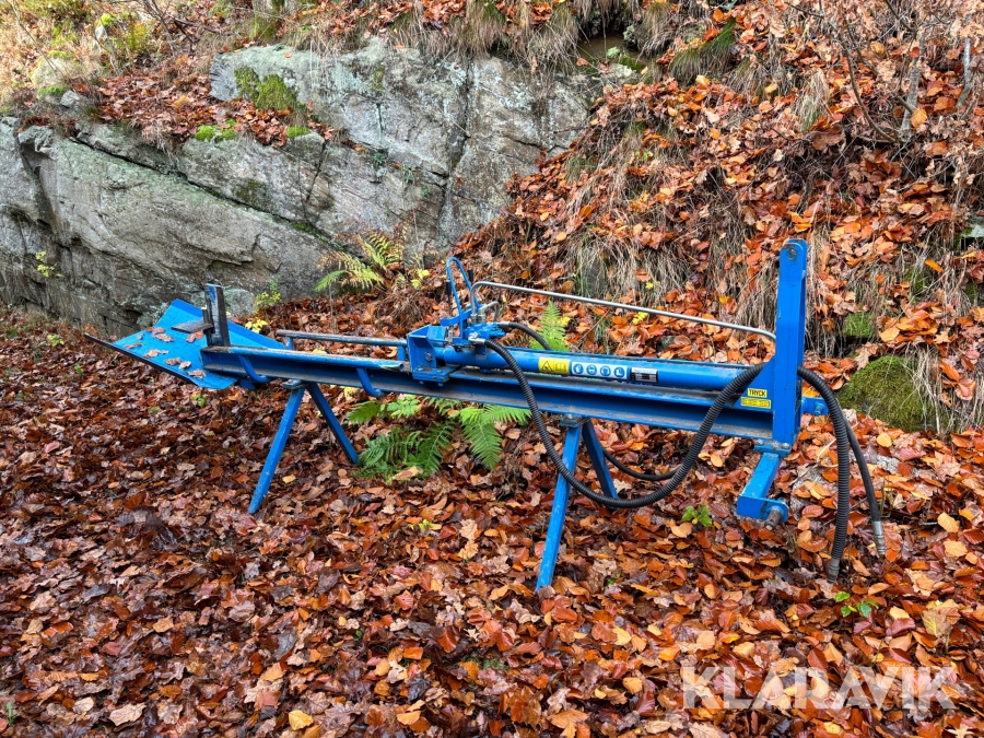 Vedklyv för traktor NE-MA