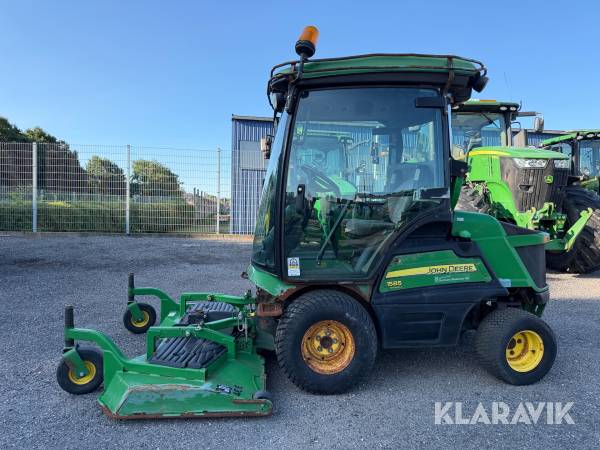 Redskapsbärare John Deere 1585 Terrain Cut