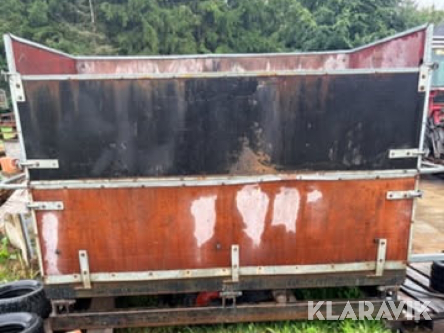 Tippvagn K-mek AB Kyrkogårdsvagn