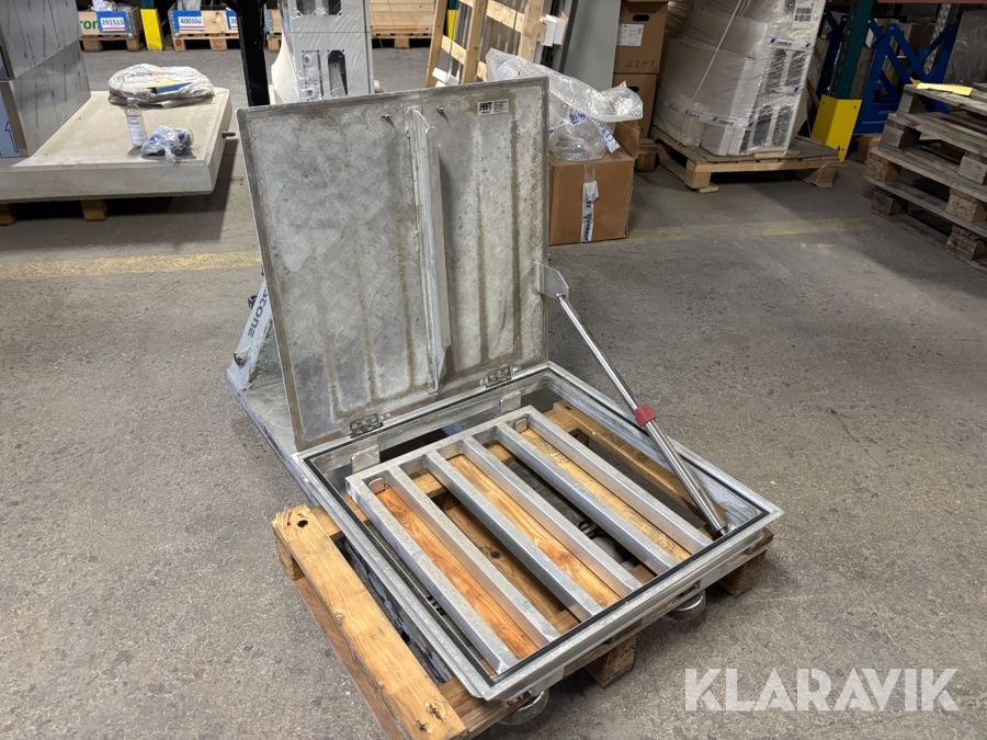 Aluminiumlucka Abat 600x600 mm