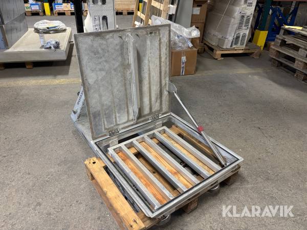 Aluminiumlucka Abat 600x600 mm