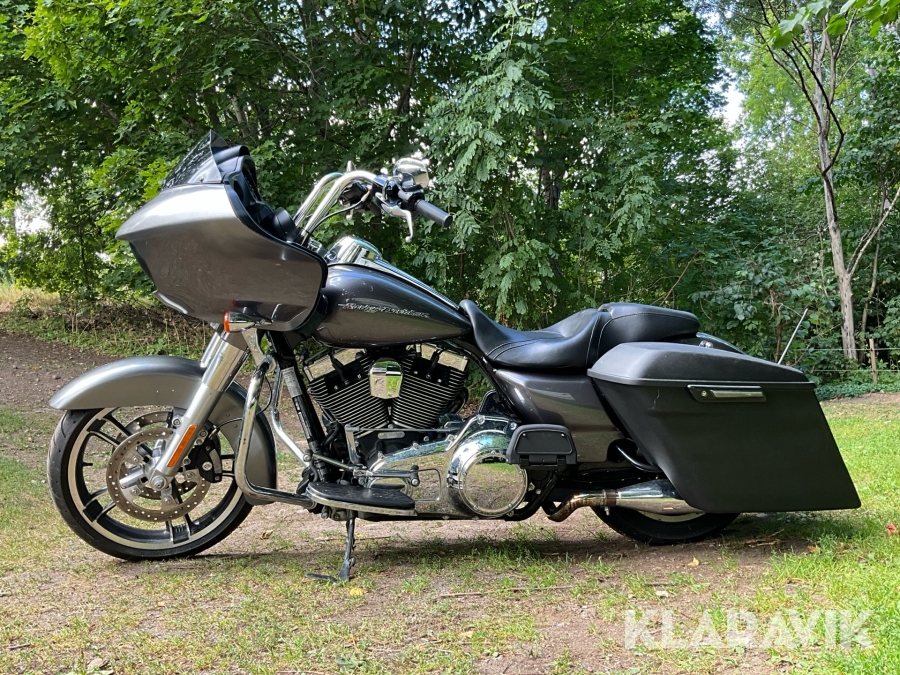 Motorcykel Harley-Davidsson Road Glide 1.7 High Output Twin Cam 103 FLTRX