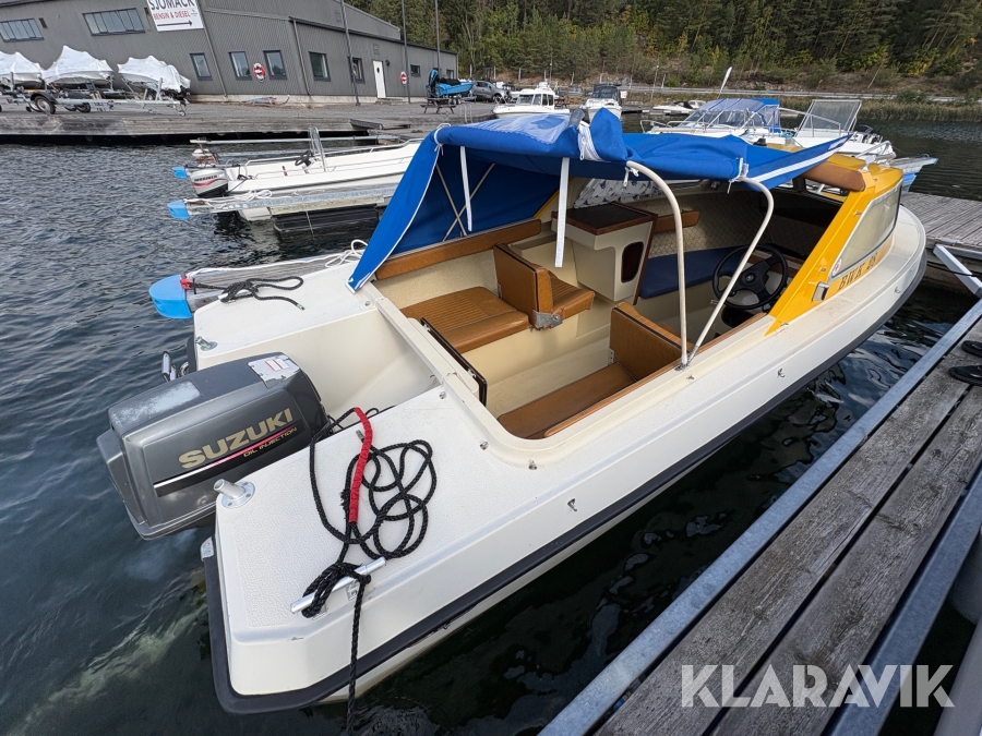 Båt Flipper 570 med Suzuki 55