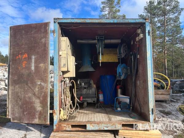 Tvättcontainer 10 fot med hetvattentvätt samt högtryckstvätt Kärcher HD 9/16 ST-H