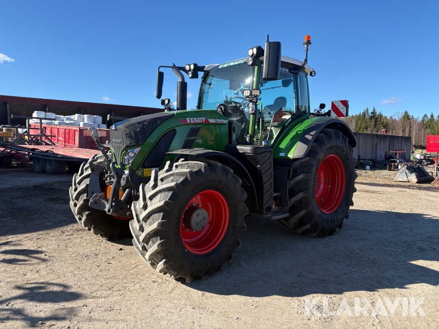 Traktor Fendt 724 Vario med upplåst RTK-GPS NovAtel