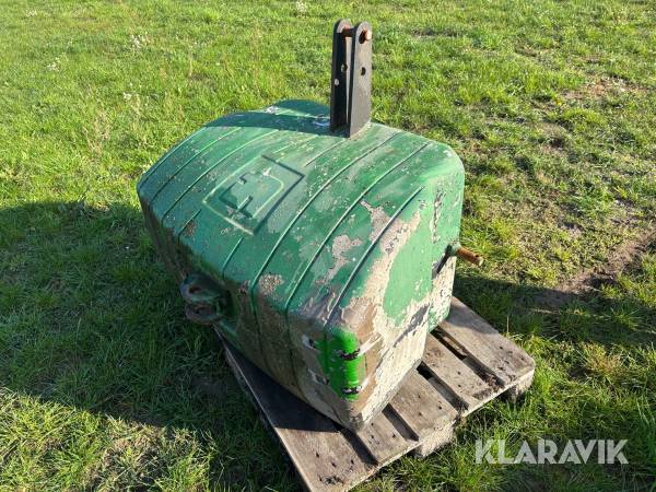 Frontvikt 900kg