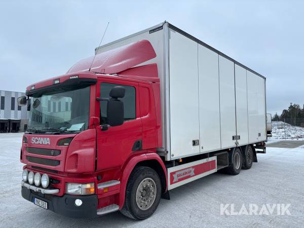 Lastbil Scania P320 med bakgavellyft 6x2