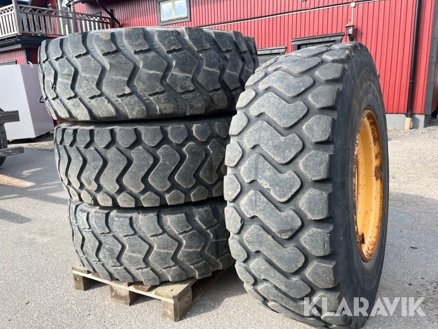 4st Däck till hjullastare 17.5 R25