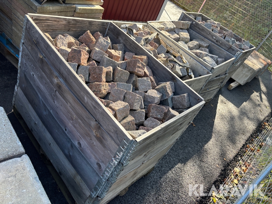 Diverse gatsten - Totalt cirka 6 pall