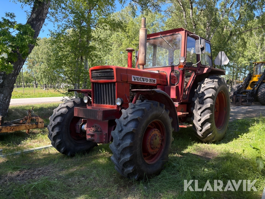 Traktor Volvo BM T 814 C med dubbelmontage