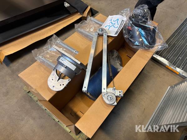 Utsugsarmar Nederman 2st