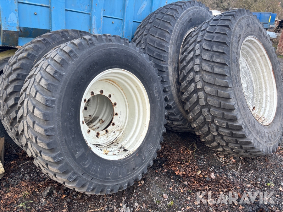 Entreprenaddäck för traktor 650/65r42 / 540/65r30 4st