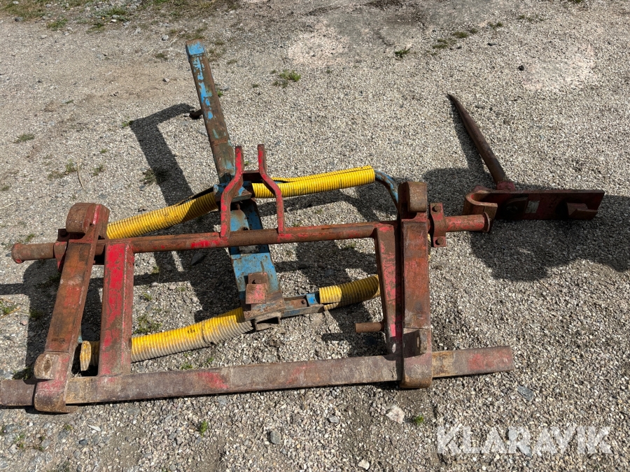 Redskapsram med storsäcklyft & balspjut Bala Agri
