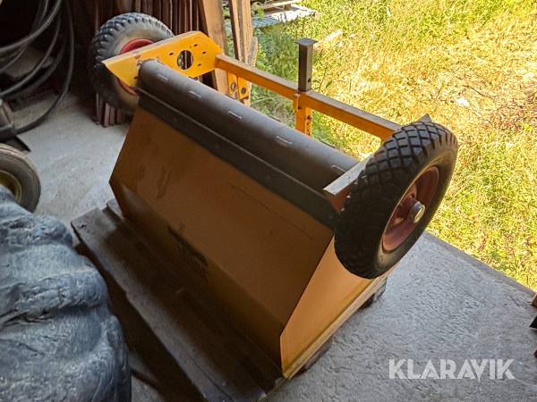 Sandspridare Jutul SPR 250