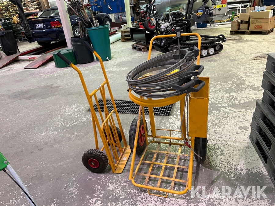 Sopvagn med sopringar samt pirra