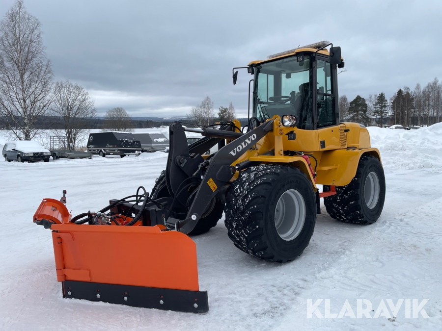 Hjullastare Volvo L35G Snabbgående med nya redskap 