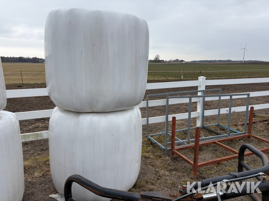 Hösilage 2 balar