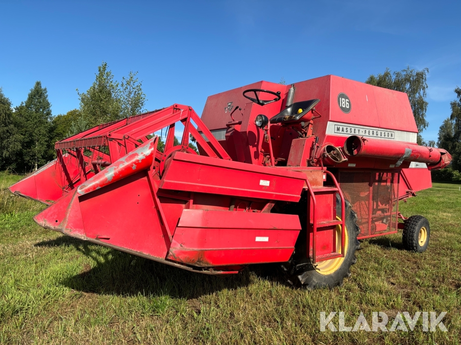 Skördetröska Massey Ferguson 186-6