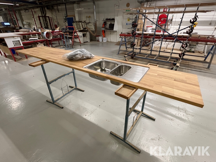 Ekbänkskiva LG Collection med intradiskho