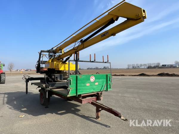 Skylift monterad på släpvagn Sunett 17000 T