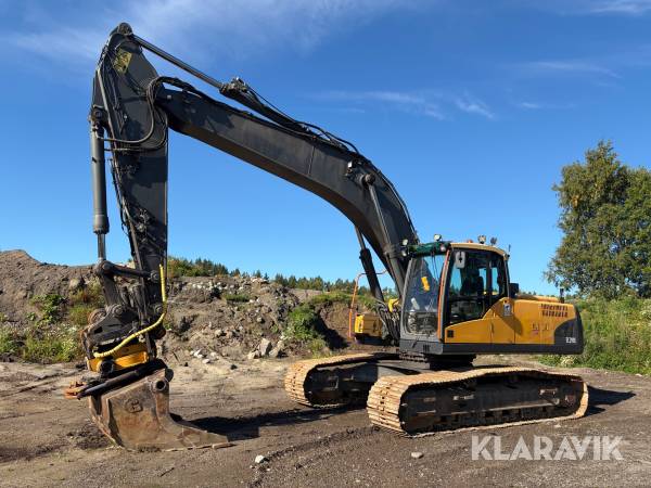 Grävmaskin Volvo EC 290 CL med planeringsskopa