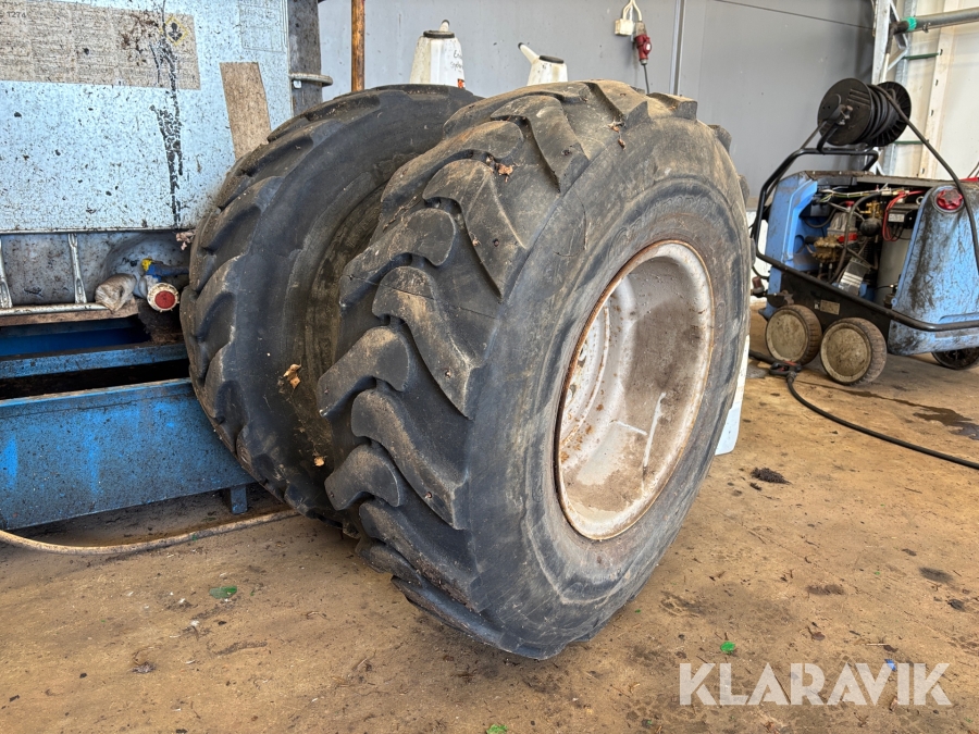 Entreprenaddäck Dunlop/Continental 14.5-20 2 st
