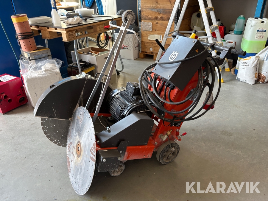 Golvsåg Husqvarna FS600E