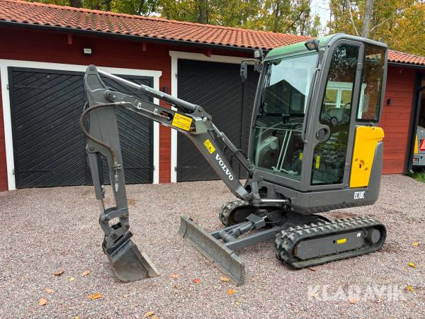 Grävmaskin Volvo EC18C med redskap