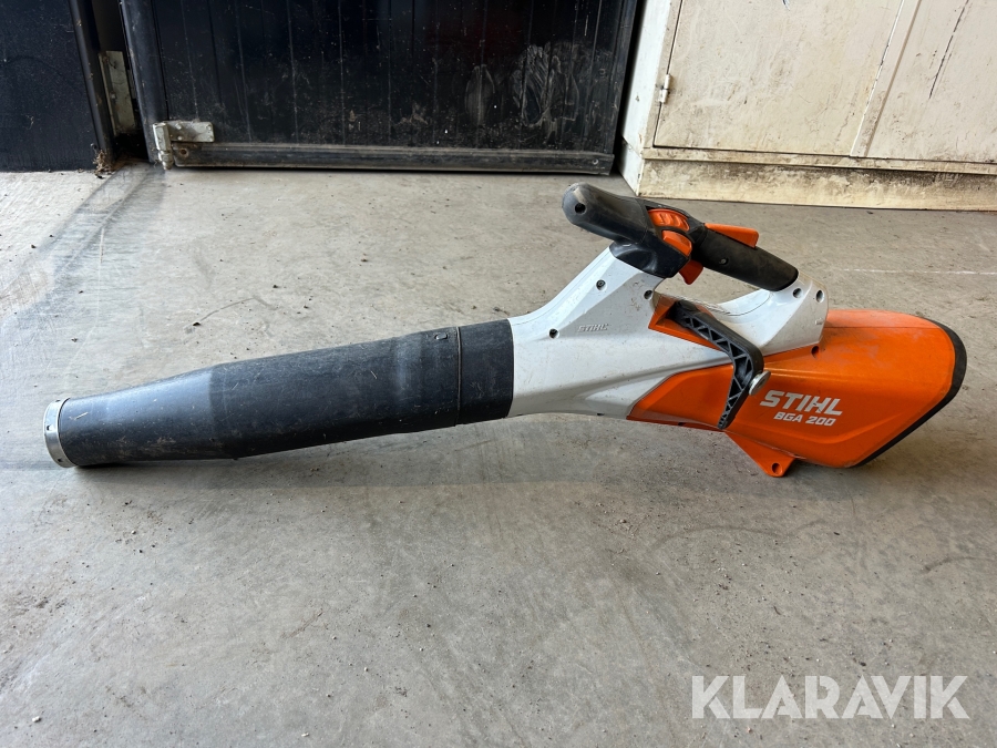 Lövblås Stihl BGA 200