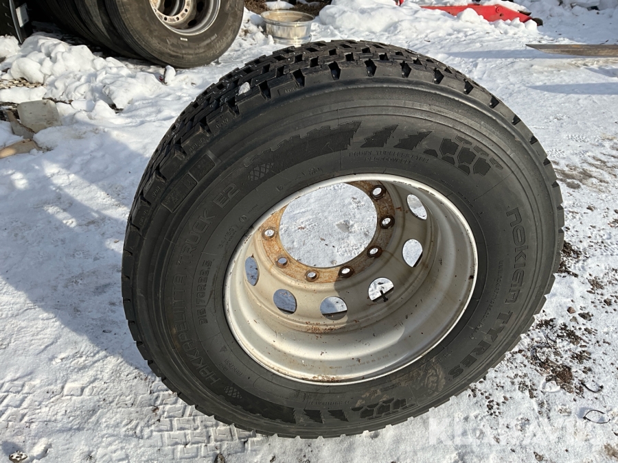 Drivhjul till lastbil 315/70-22,5 4st