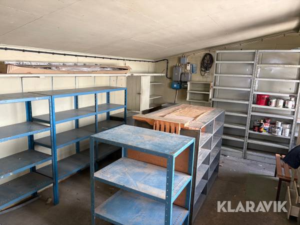 Lagerhyllor 1x4 och 1x3 sektioner