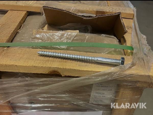 Pall med franska träskruvar Ca 11250st skruvar