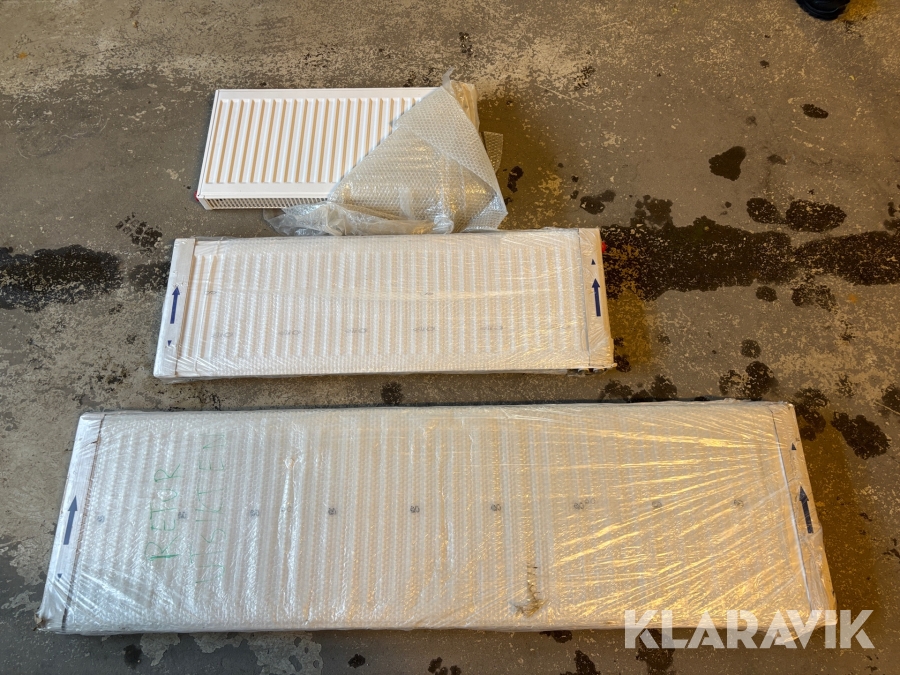 Vattenburna radiatorer Watt heating 3 st