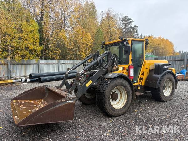 Hjullastare Lundberg 6240 med vikplog & sandspridare
