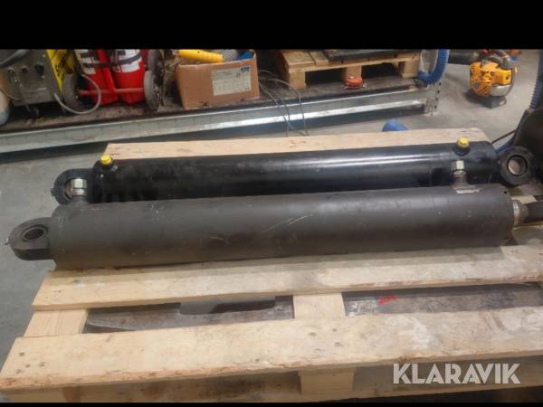 Hydraulcylindrar 2st
