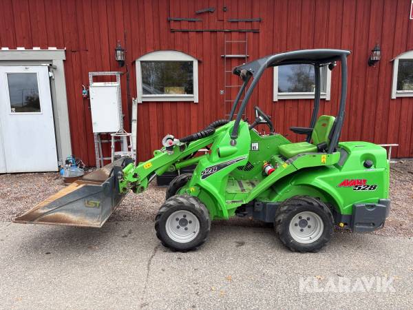 Kompaktlastare Avant 528