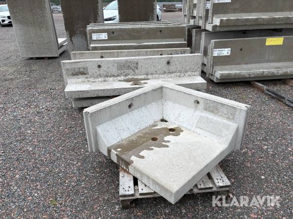 L-stöd 13 st samt ett hörn
