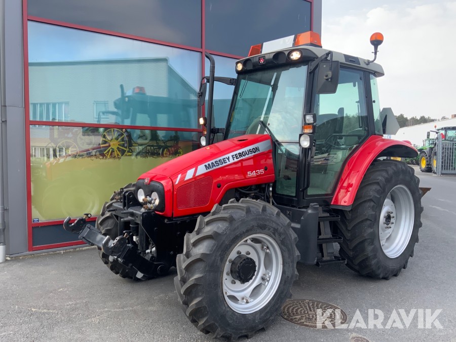 Traktor Massey Ferguson 5435