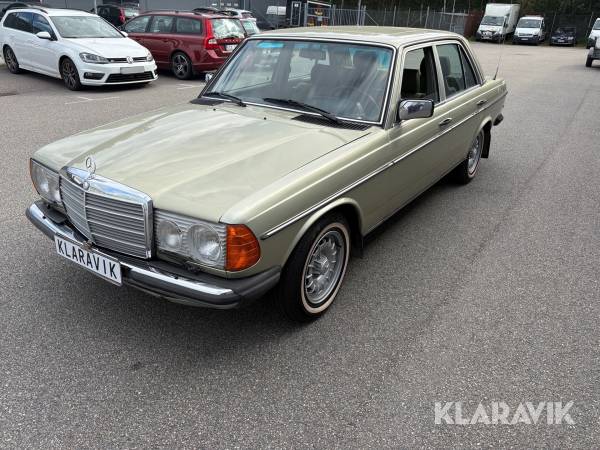 Veteranbil Mercedes-Benz 250 D