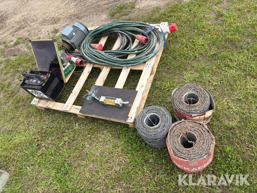 Taggtråd, solcell för elstängsel, kabel, elmotor m.m. 1st pall