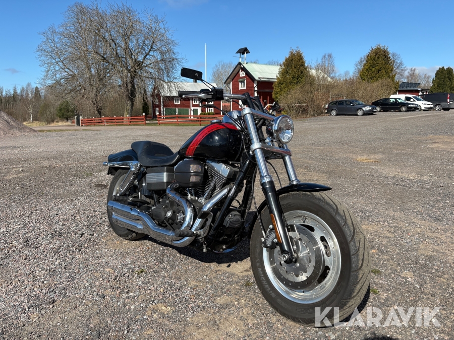 Motorcykel Harley-Davidsson Fat Bob